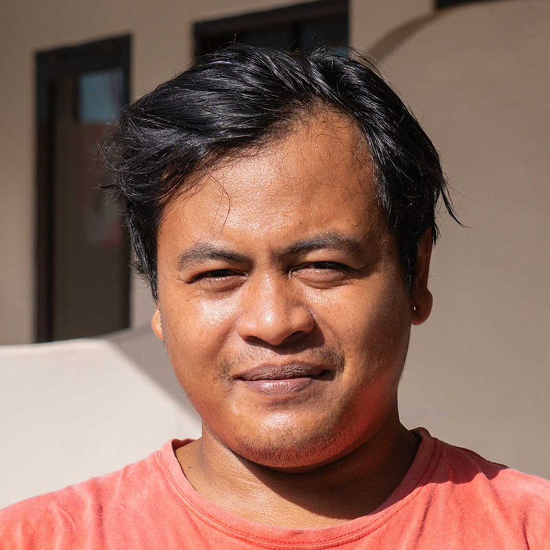 Gede - Staff