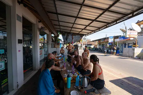 Coffee break between two dives
